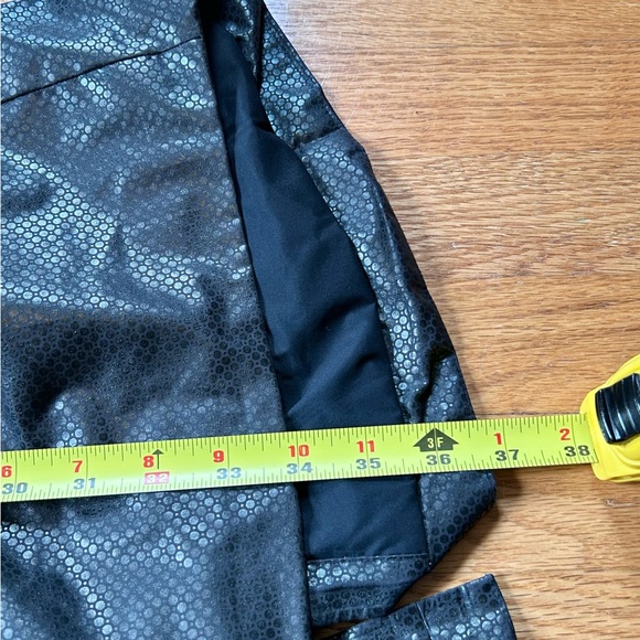 Columbia Women's Down Watch Black Jacket - Picture 10 of 10